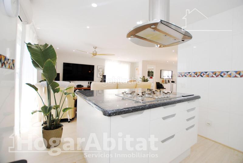 Foto 06a9181b-48b2-4a3b-a40d-313515353c1d. Ático  espectacular! moderno en residencial con piscina y gran terraza en Dénia