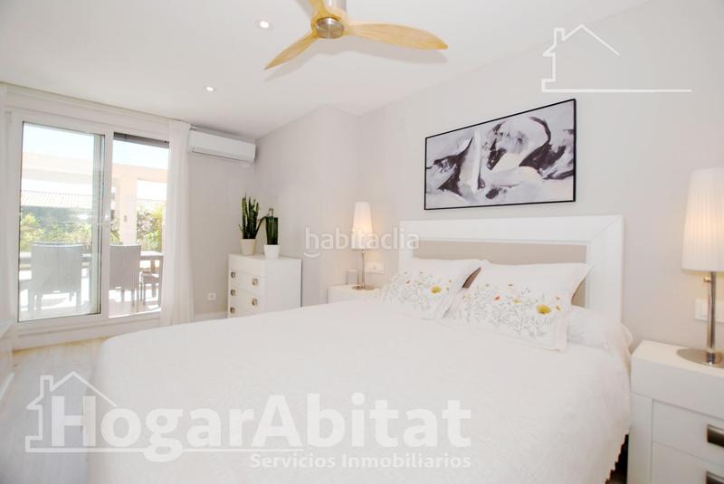 Foto 62310f3c-ce1c-4ce7-a8a9-6e464c4183e4. Ático  espectacular! moderno en residencial con piscina y gran terraza en Dénia