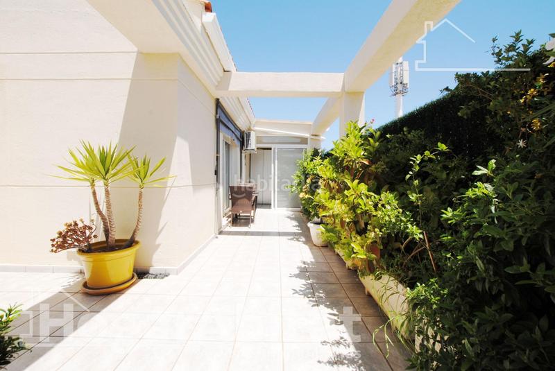Foto 6480470d-c443-4318-8090-3762f4938dd3. Ático  espectacular! moderno en residencial con piscina y gran terraza en Dénia