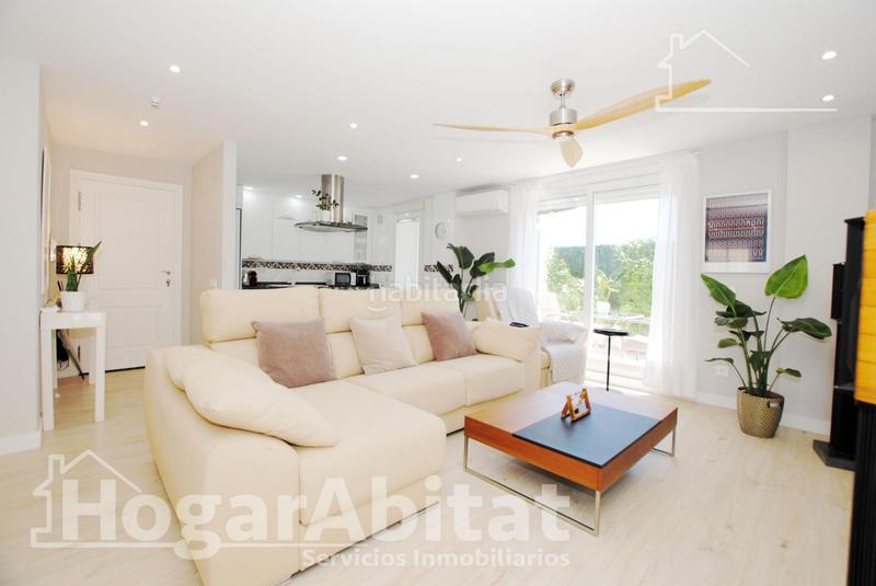 Foto 7425106c-a213-403e-acb6-1ec3c73e75f5. Ático  espectacular! moderno en residencial con piscina y gran terraza en Dénia