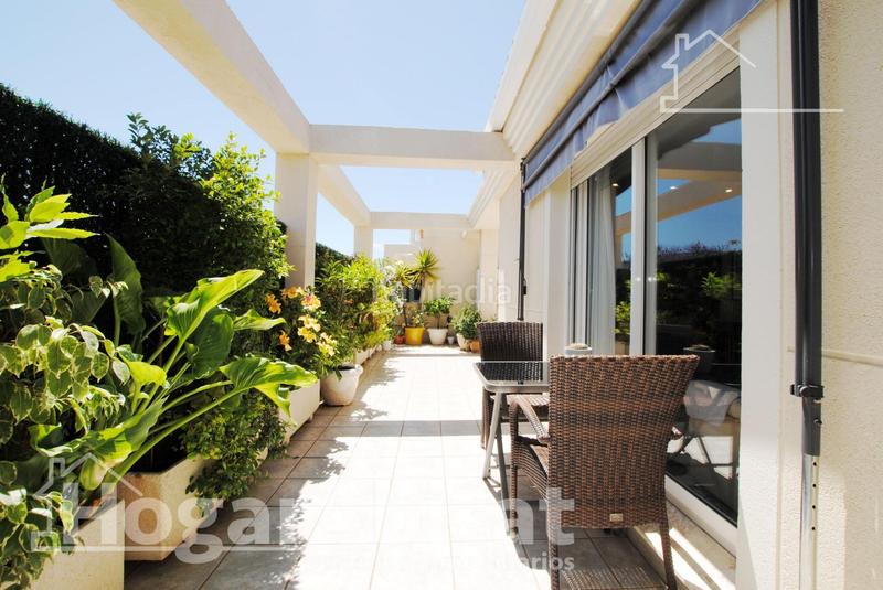 Foto 9f6c471b-f5c2-4eaa-9748-4945006bd36c. Ático  espectacular! moderno en residencial con piscina y gran terraza en Dénia
