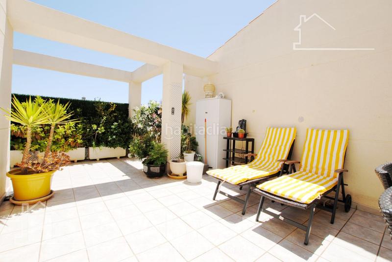 Foto a30325bc-81aa-43f4-a4aa-8adb8c57d824. Ático  espectacular! moderno en residencial con piscina y gran terraza en Dénia
