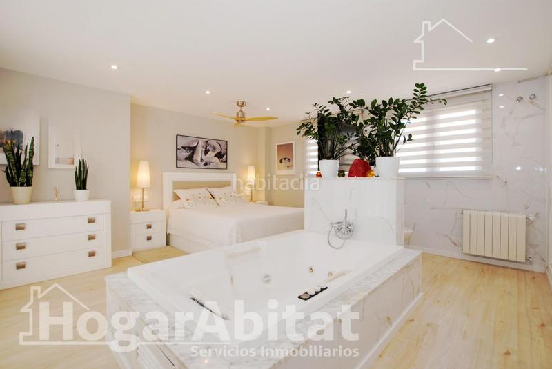 Foto dcb6207c-354b-404e-ae4d-16524fa3fa16. Ático  espectacular! moderno en residencial con piscina y gran terraza en Dénia