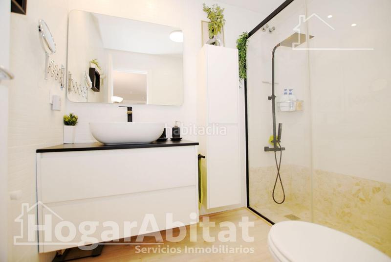 Foto dff0ad12-7c8c-4edb-85dd-3fb73c672b52. Ático  espectacular! moderno en residencial con piscina y gran terraza en Dénia