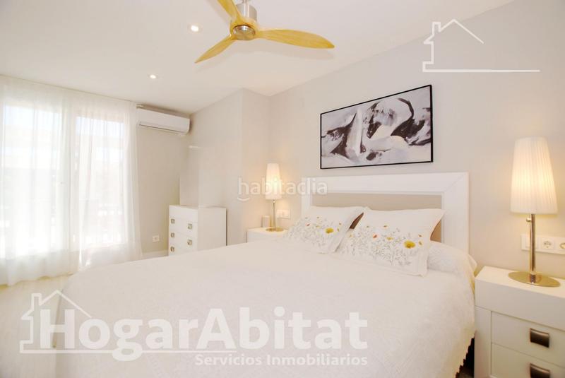 Foto eeb061bf-69bb-4d74-bfbc-381299dd0790. Ático  espectacular! moderno en residencial con piscina y gran terraza en Dénia