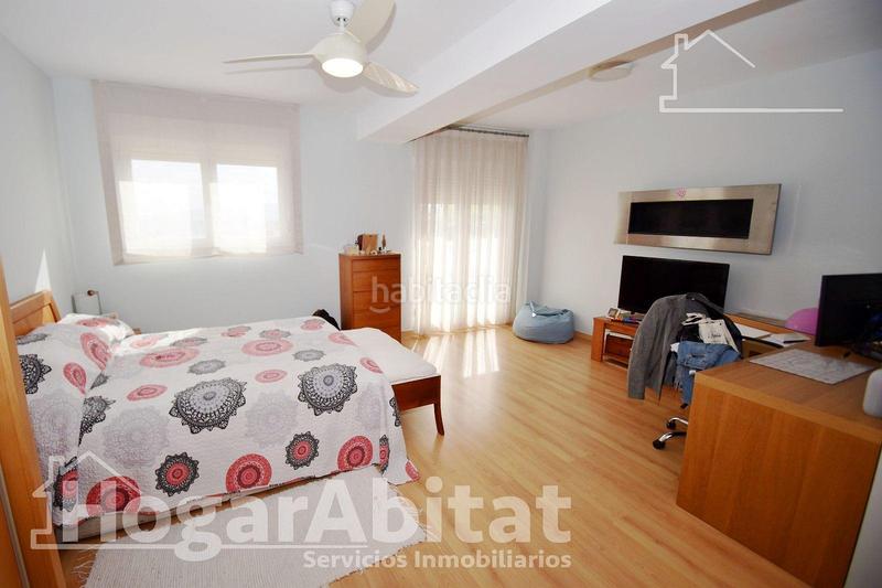 Foto a264fab1-ab4b-4087-bbb1-0aa6e68d4de8. Àtic amb calefacció aparcament a El Pilar Villarreal / Vila - real