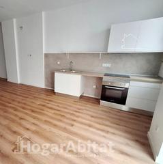 Appartement  Calle gómez ferrer. Reforma a estrenar! estudio junto al centro de salud
