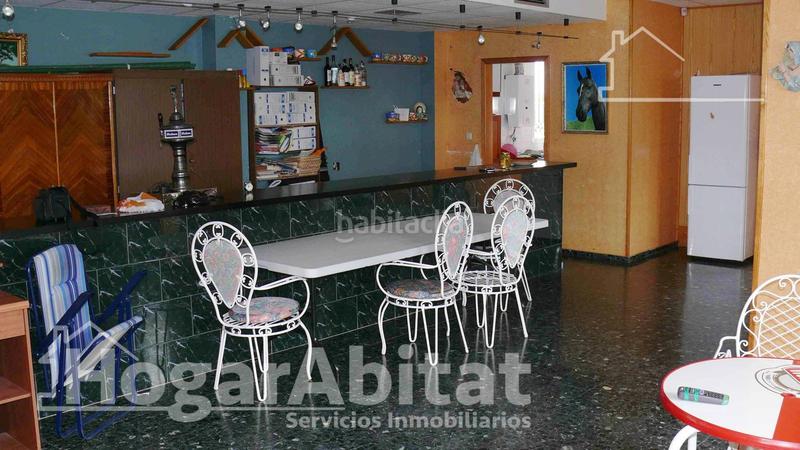 Foto 02ca60f9-6fa5-4791-b614-80be49cb4c18. Chalet  con piscina, 3 terrazas y parking en Moncofa