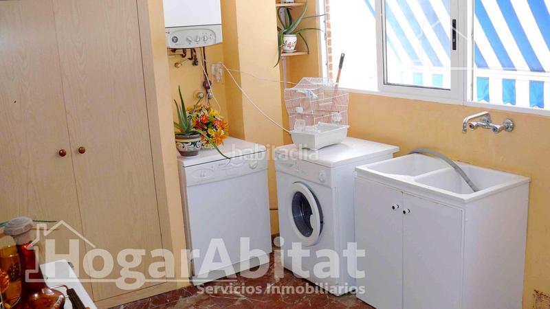 Foto 26833e9d-f5f7-40c9-a624-cbb1986eee35. Chalet  con piscina, 3 terrazas y parking en Moncofa