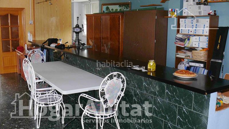 Foto ede4fa69-96d0-4282-a983-587d308194a6. Chalet  con piscina, 3 terrazas y parking en Moncofa