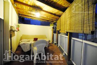 Casa adossada a Beniflá. Amplia casa adosada con terraza y balcón cerca del ayuntamiento