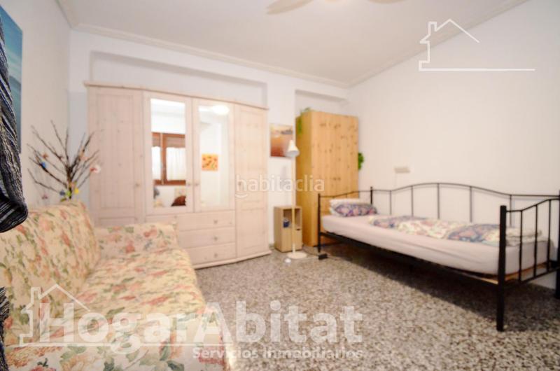Foto 5fb9a67f-442d-44b6-b0c9-b500b348fadb. Piso centro! amplio y luminoso con ascensor y terraza en Oliva