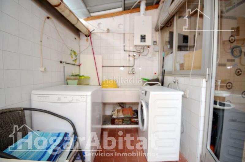 Foto d6fd0d8c-0141-43e5-bbbd-18136f4a6675. Piso centro! amplio y luminoso con ascensor y terraza en Oliva