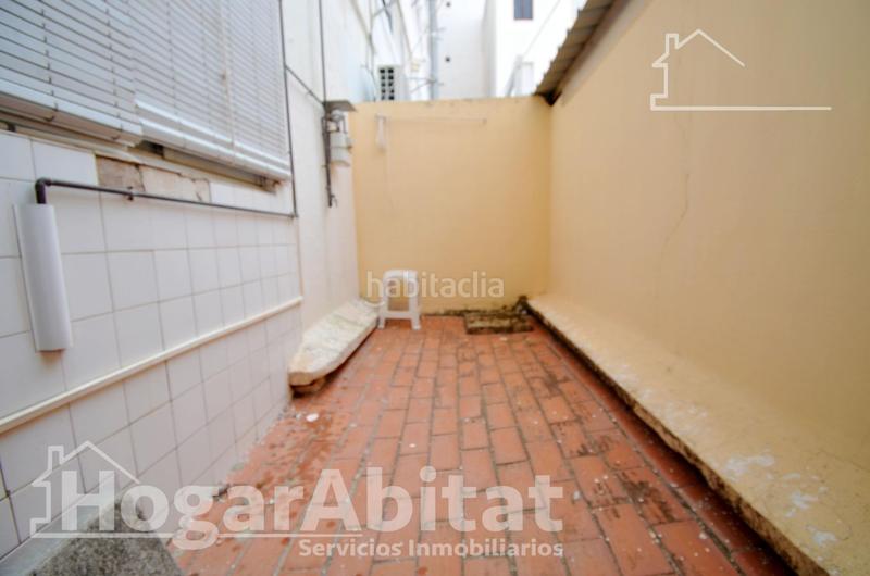 Foto e04fd7ae-02bc-4e1e-a764-189f83153ded. Piso centro! amplio y luminoso con ascensor y terraza en Oliva