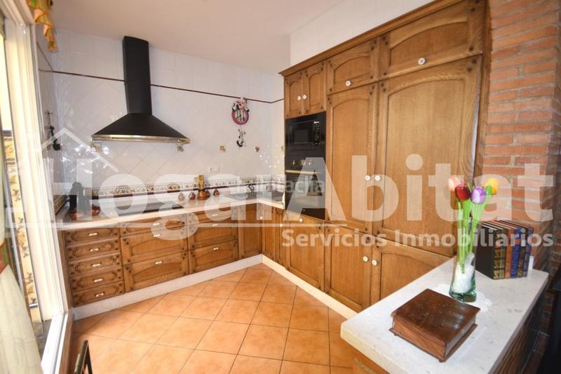 Foto 77b52357-b2ac-450f-8d95-4504f0fd800d. Casa con riscaldamento parcheggio in Centro Villarreal / Vila - real