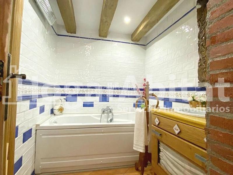 Foto da3b20f7-7828-4cd3-b7e9-84d36f141a29. Casa con riscaldamento parcheggio in Centro Villarreal / Vila - real