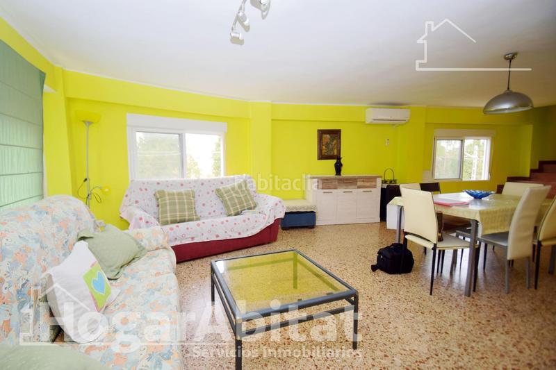 Foto 0ea7d60b-ad07-4eb3-9755-d4655509e407. Chalet  espectacular! amplio y luminoso con piscina privada y terraza en Moncada