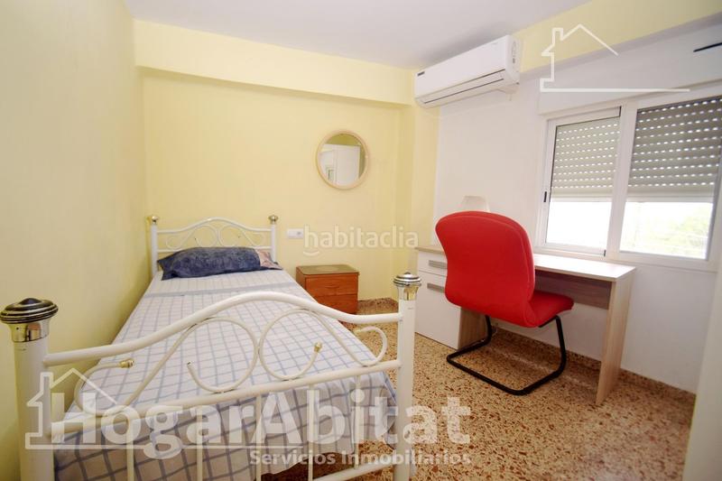 Foto 809938ed-30a9-45ca-a566-8f3a66e2a8e7. Chalet  espectacular! amplio y luminoso con piscina privada y terraza en Moncada