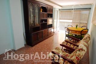 Pis  Calle mare de deu de lourdes. Magnífica oportunidad! bonito y económico con ascensor y traster