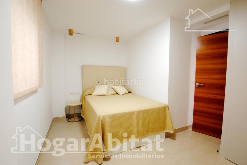 Foto 361404cd-a5bb-4811-8974-b964f958fb9e. Piso reformado con terraza acristalada y garaje junt a la playa en Calp