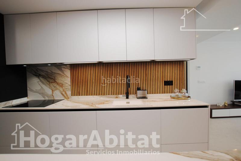 Foto f0efe788-424a-4dbe-91b5-4c136973df7c. Piso reformado con terraza acristalada y garaje junt a la playa en Calp