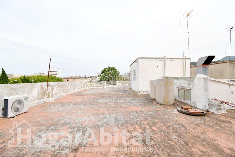 Foto 10a971c2-a27b-497d-b856-95067a1bfdb6. Edificio in Favara