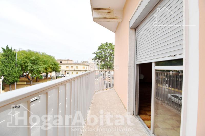 Foto 2d871dcc-8e1a-4b82-a30c-782bd071ea8a. Edificio in Favara