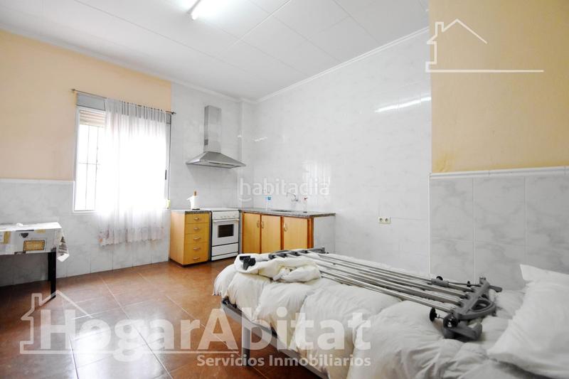 Foto 410d538b-ad26-4ab6-8f0b-1f551d5bbbde. Edificio in Favara