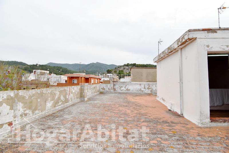 Foto 5bf80143-1b94-47b1-9860-ce1aa83993dc. Edificio in Favara