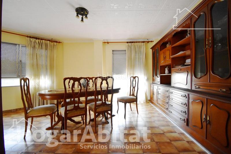 Foto cfc6a64b-efc6-4d53-ab07-f3c8cf69d529. Edificio in Favara