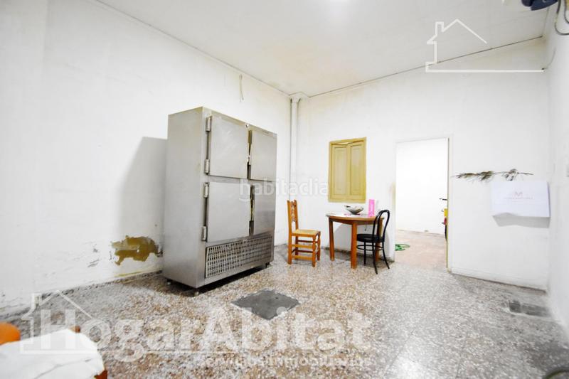 Foto d130d27b-0aa7-4a6e-8443-5e116e0e6b0d. Edificio in Favara