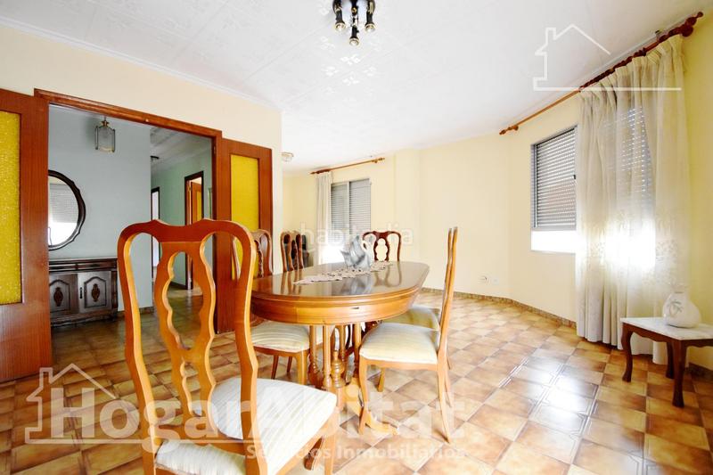 Foto e323cc8c-2880-4668-bb37-250331926da1. Edificio in Favara