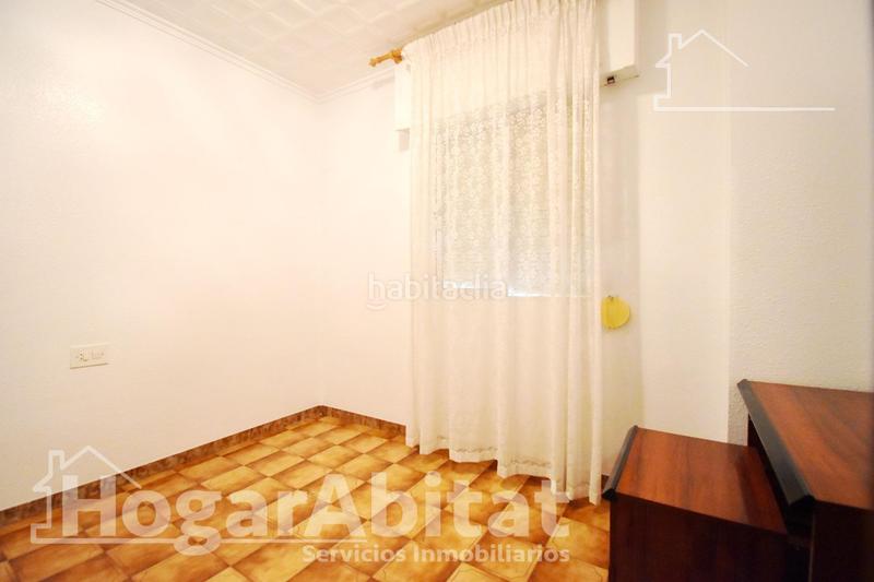 Foto e3e6dae5-accc-4b33-ae3f-eca68c9717e6. Edificio in Favara