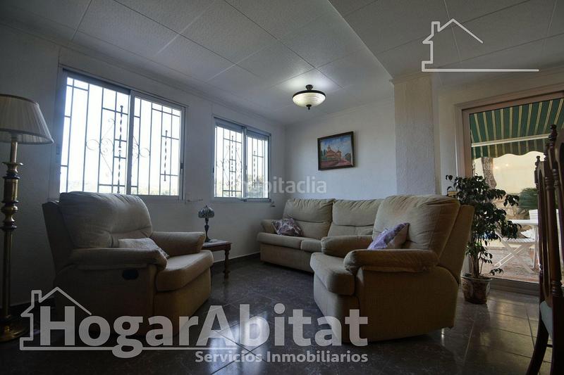 Foto d4644f46-779b-46d9-bb8d-46df07d82743. Chalet magnífico chalet! amplio y luminoso con gran terraza de vistas panorámicas en Alzira