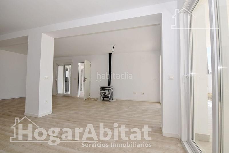 Foto 1a7b3034-6b28-4645-b7e6-9074bde81703. Chalet avec parking piscine dans Heliópolis Benicasim / Benicàssim