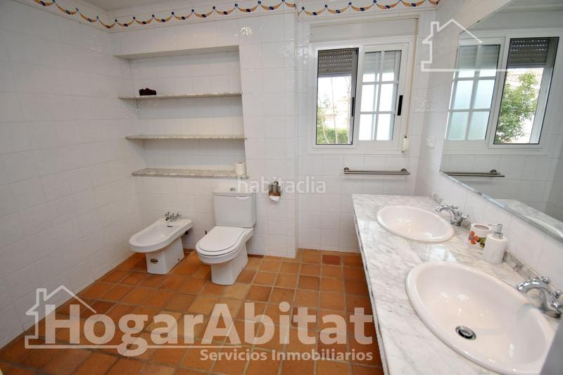 Foto d8ae3e49-c0d0-44c8-833e-8cb26ec075cb. Xalet amb calefacció aparcament piscina a Pueblo Benicasim / Benicàssim