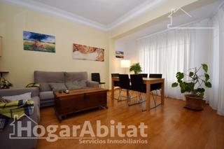 Etagenwohnung  Calle bartolome reus. Muy amplio con 4 dormitorios y garaje en pleno centro