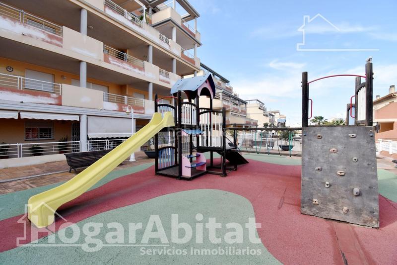 Foto 35681c62-46c1-4d91-843c-64c18cea5a4b. Reihenhaus mit heizung parking pool in Chilches