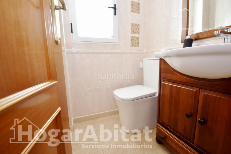 Foto fdf0d165-3de8-4aaf-ae36-a73e8bc490ca. Reihenhaus mit heizung parking pool in Chilches