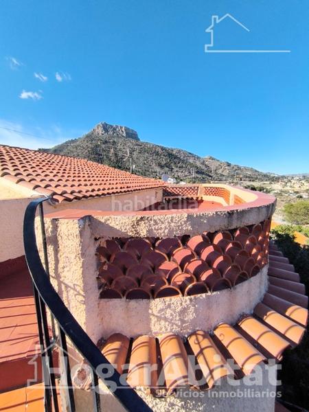 Foto 082734d8-433d-450c-99bf-988f22e1ac66. Chalet impresionates visitas al mar! chalet con piscina, garaje, terraza y barbacoa cerca de la playa en Calp