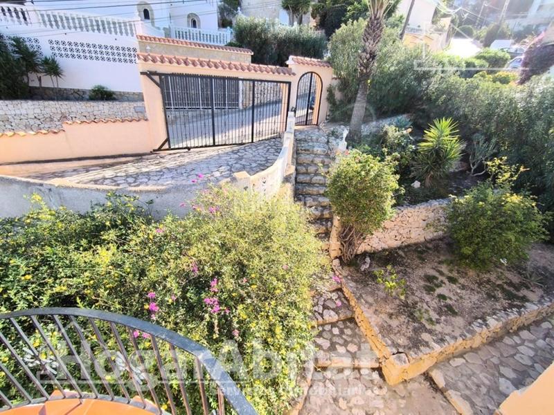 Foto 0bcfe734-48a6-436f-b3e1-4431433a920a. Chalet impresionates visitas al mar! chalet con piscina, garaje, terraza y barbacoa cerca de la playa en Calp