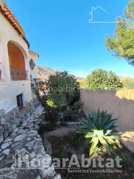 Foto 1694dcb3-b807-4151-b7d3-b0647f08b690. Chalet impresionates visitas al mar! chalet con piscina, garaje, terraza y barbacoa cerca de la playa en Calp
