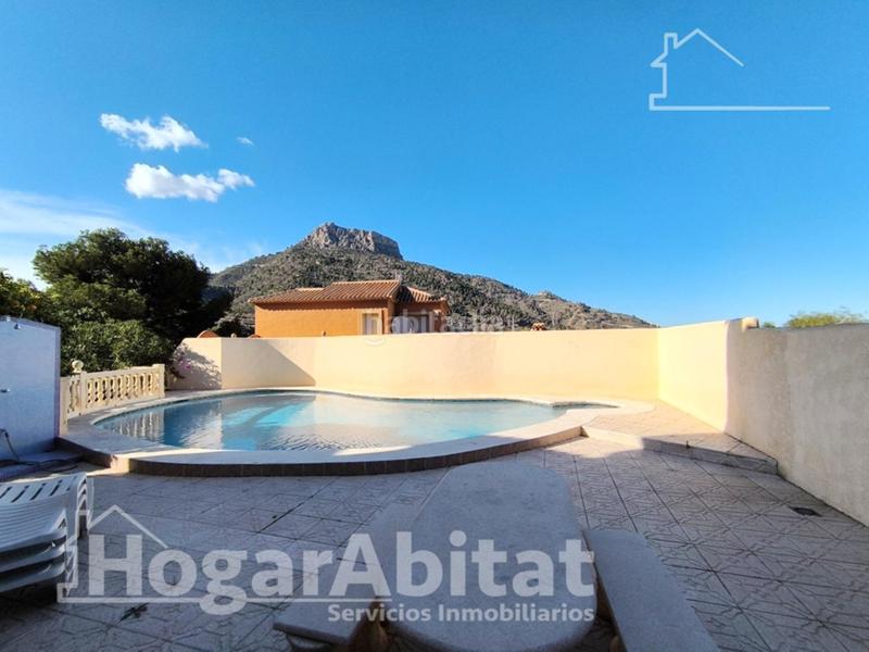 Foto 6776b207-b44e-463f-9796-f2fbf00a85f5. Chalet impresionates visitas al mar! chalet con piscina, garaje, terraza y barbacoa cerca de la playa en Calp