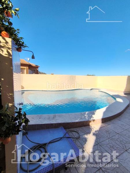 Foto 8f40ef02-a7c8-4be1-8fa2-4cecbf54af9a. Chalet impresionates visitas al mar! chalet con piscina, garaje, terraza y barbacoa cerca de la playa en Calp