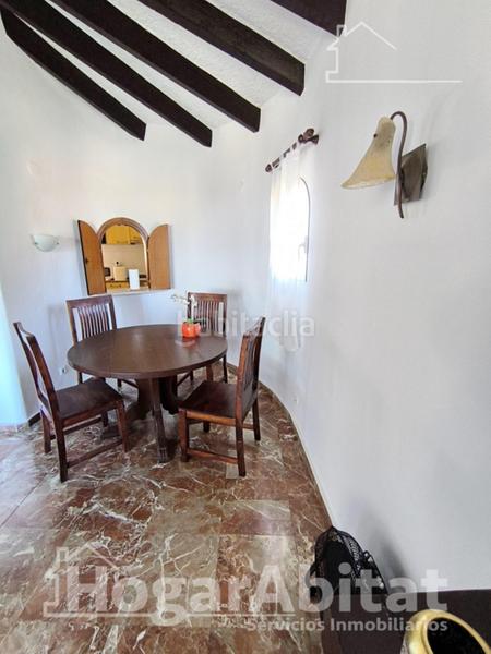 Foto cd6e2f1b-4dc6-4c92-b5ad-4268eb4d5ab9. Chalet impresionates visitas al mar! chalet con piscina, garaje, terraza y barbacoa cerca de la playa en Calp