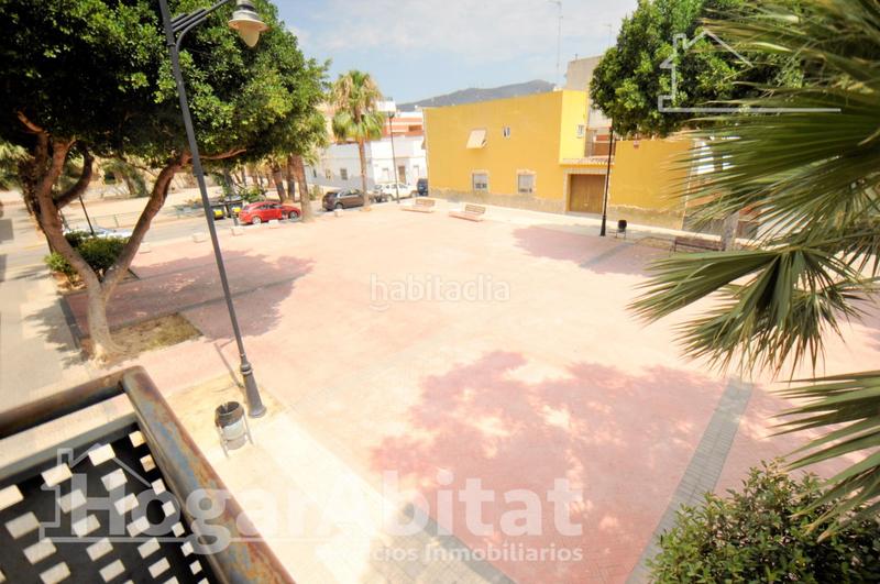 Foto 02459979-acb1-4354-bff8-db9b7f2df9b3. Piso muy amplio y luminoso con dos balcones y ascensor en Puçol