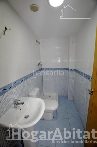 Foto 0e627084-4d87-4de7-9c5c-61fd5899396d. Piso muy amplio y luminoso con dos balcones y ascensor en Puçol