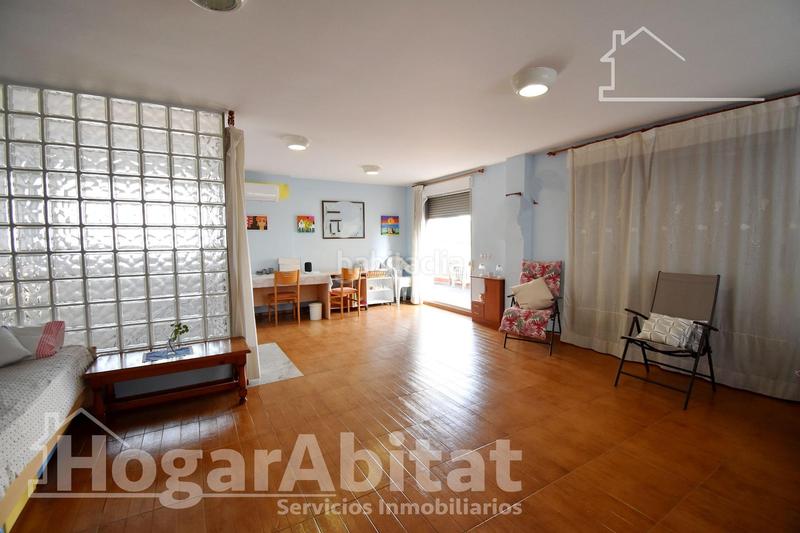 Foto 505156a7-5934-4f78-8738-29f3af9b6c6a. Casa  seminueva con gran terraza y garaje en Xeraco
