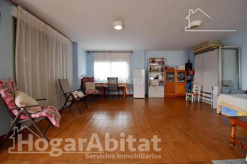 Foto 812fd53b-12b6-4434-98ac-ddff6eee904b. Casa  seminueva con gran terraza y garaje en Xeraco