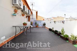 Casa a Xeraco. Casa seminueva con gran terraza y garaje